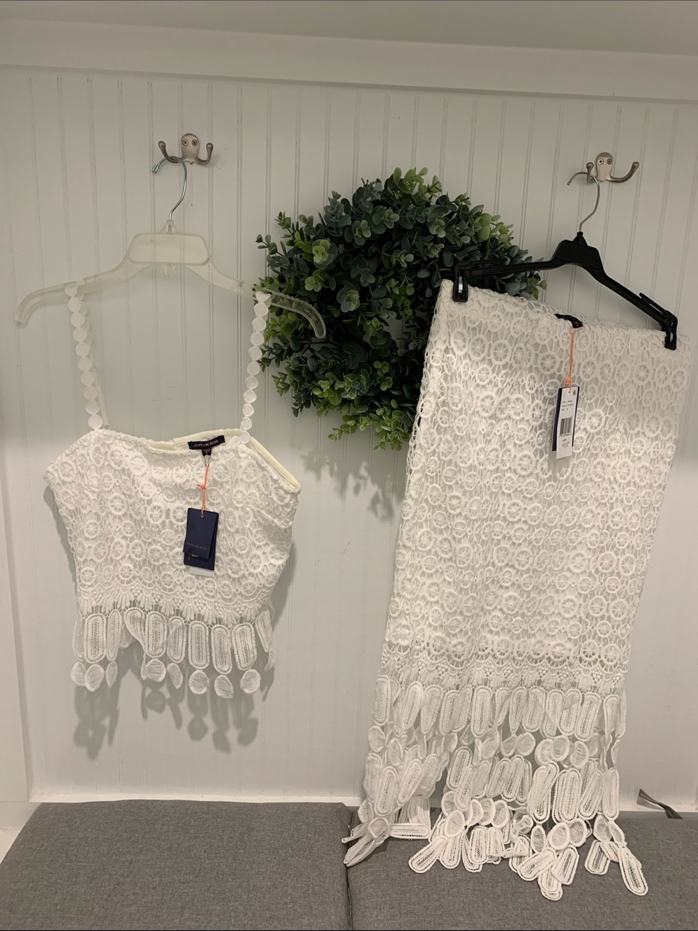 Skies Are Blue White Lace Two-Piece Midi Skirt Set lace overlay M NWT